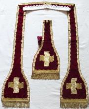 Red Antique Roman Vestment 8552